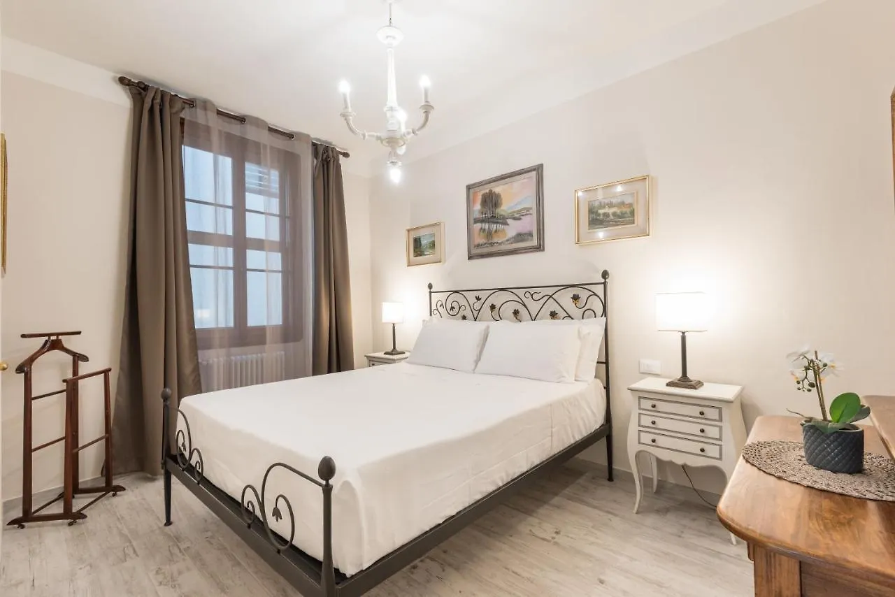 Ferienwohnung Heart Of Florence With A View Italien